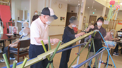 デイホーム孫の手・宮ひがし 　七夕流しそうめんイベントの様子　デイサービス　栃木県宇都宮市