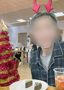 ショートステイ孫の手・かさかけ　クリスマス会の様子