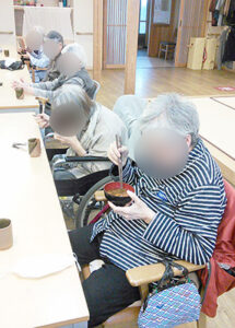 デイホーム孫の手・かさかけ すいとん会イベントの様子