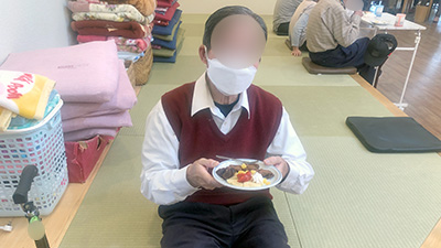 デイホーム孫の手・こまいぎ パンケーキイベントの様子