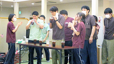 デイホーム孫の手・宮ひがし　お楽しみ会の様子
