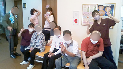 デイホーム孫の手・おおた　ビンゴ大会の様子