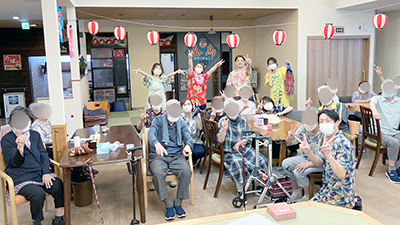 デイホーム孫の手・宮ひがし ノンアルイベント-海の家-の様子