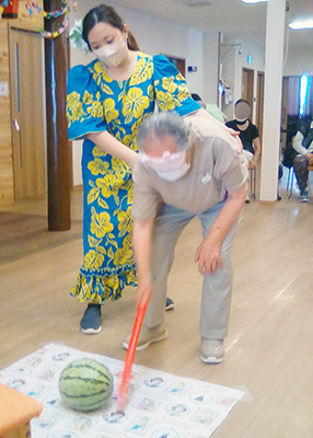デイホーム孫の手・あらまき 納涼祭の様子