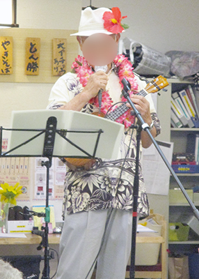 デイホーム孫の手・宮ひがし　『ウクレレワイキキ』様ご来所の様子