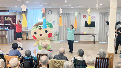 デイホーム孫の手・宮ひがし 敬老会の様子