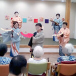デイホーム孫の手・さの　日本舞踊鑑賞イベントの様子