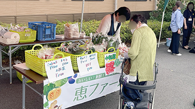 株式会社孫の手 笠懸支店 10周年感謝祭の様子