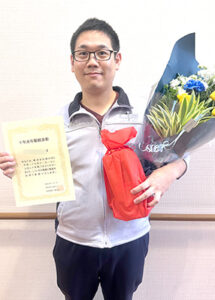 デイホーム孫の手・あしかが 永年勤続表彰の様子