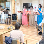 ずっと孫の手・おおた　スマイルコーラス様ご来所の様子