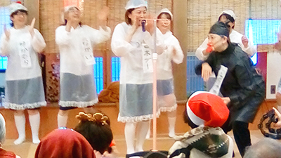 デイホーム孫の手・あらまき　年納め！クリスマス会の様子