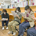 デイホーム孫の手・かさかけ　10分研修の様子