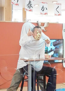 デイホーム孫の手・かさかけ　新春かくし芸大会の様子