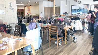 デイホーム孫の手・こまいぎ　新年会イベントの様子