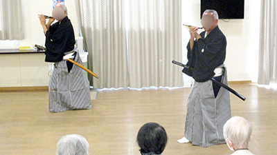 デイホーム孫の手・宮ひがし 日本舞踊鑑賞イベントの様子