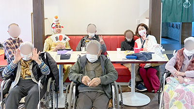 デイホーム孫の手・おおた　新年会イベントの様子