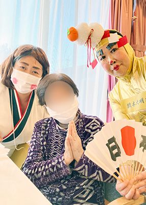 デイホーム孫の手・おおた　新年会イベントの様子