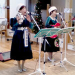 デイホーム孫の手・さの クリスマス音楽祭の様子