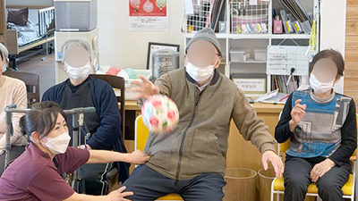 デイホーム孫の手・こまいぎ バレンタインイベントの様子